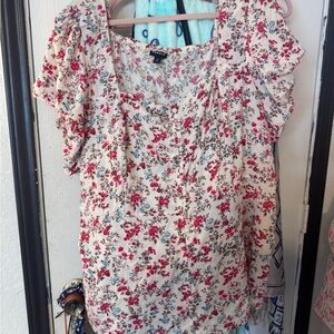 Torrid size 4 floral top